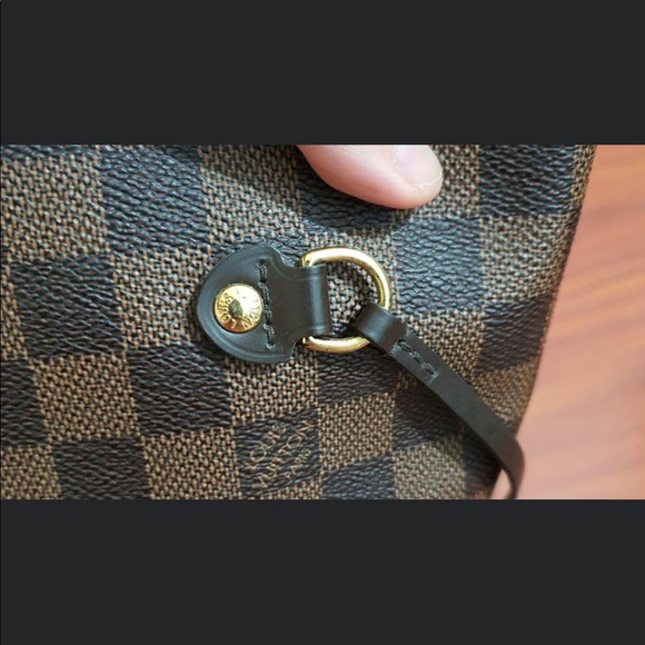 LV Neverfull Damier Ebene MM - Picture 4 of 13